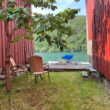 Flott Feriehus - , Norge * Lyngdal